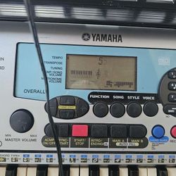 Yamaha PSR-225GM 61-Key Touch Response Portable Keyboard Tested Working, With Ac Adapter, Paddle Switch