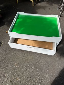 Train Table