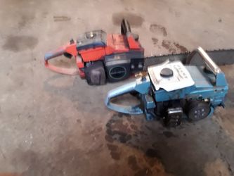 2 old Sears chainsaw 68 cc
