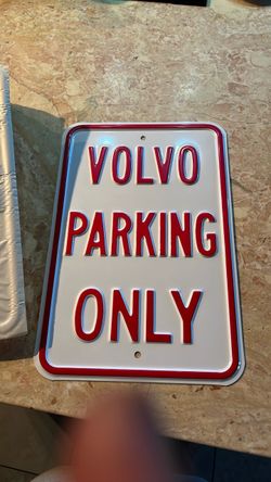 Volvo enamel and steal sign
