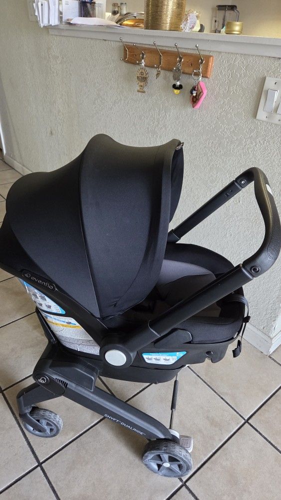 The Evenflo Shyft DualRide Infant Car Seat Stroller Combo