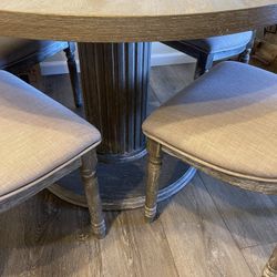Round Dining Table With 4 Chairs 