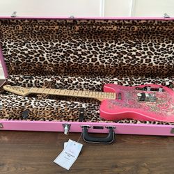Fender Made in Japan Pink Paisley Telecaster (2016) + Joe Strummer Fender Case