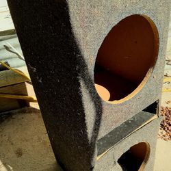 2 10 inch subwoofer box