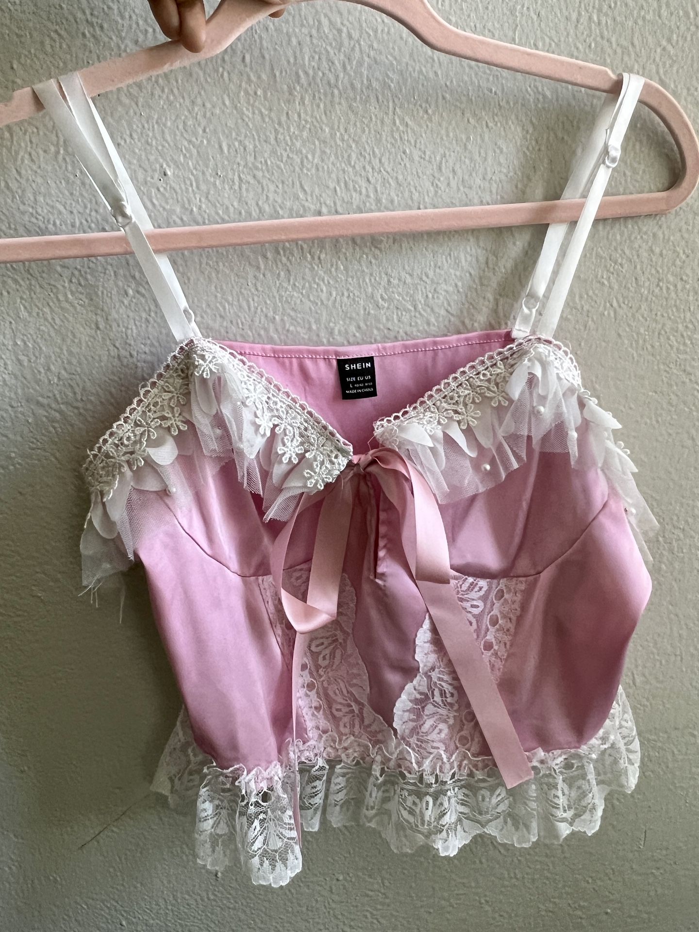 Shien pink Kawaii top with white lace for Sale in Las Vegas, NV - OfferUp