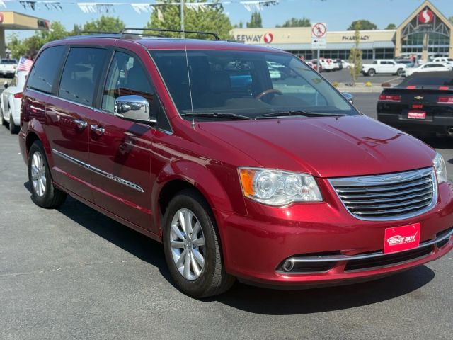 2015 Chrysler Town & Country