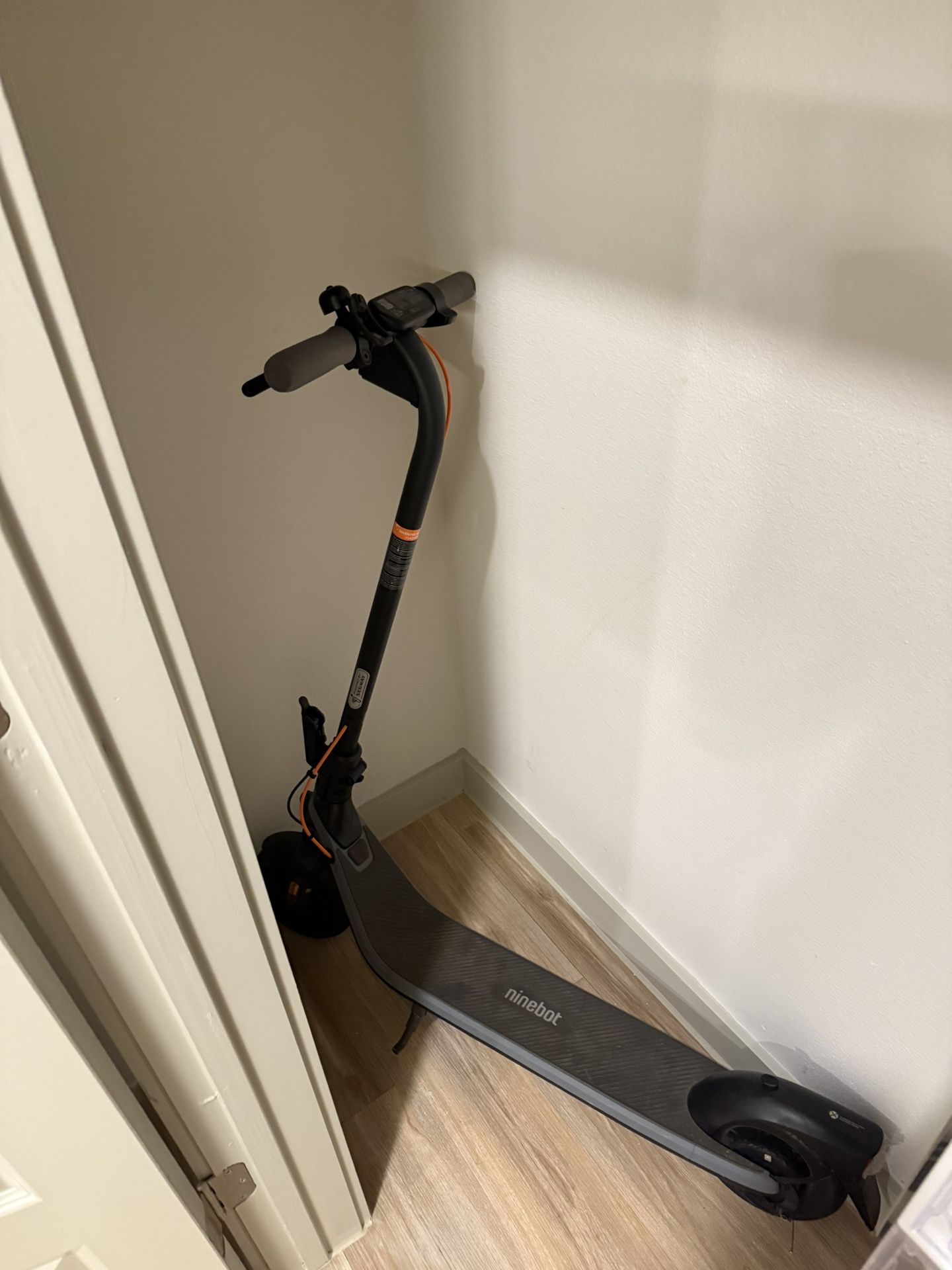 Scooter Ninebot E2 plus