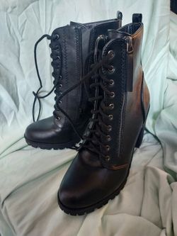 High Heeled Women's Boots 