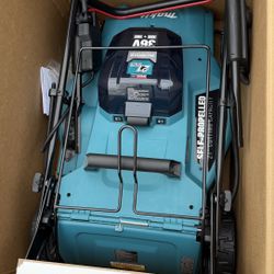 Makita Lawn Mower 21’
