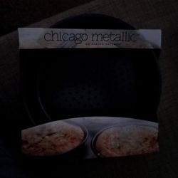 Chicago Metallic Deep Dish Pizza Pan Set