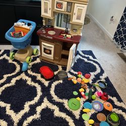Play Kitchen Set