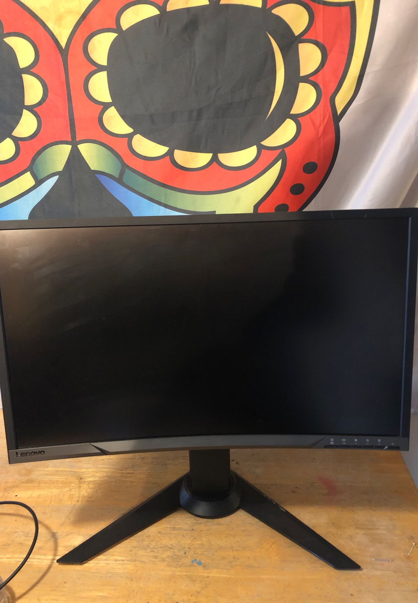 Lenova Curved Monitor