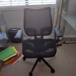 Desk chair 