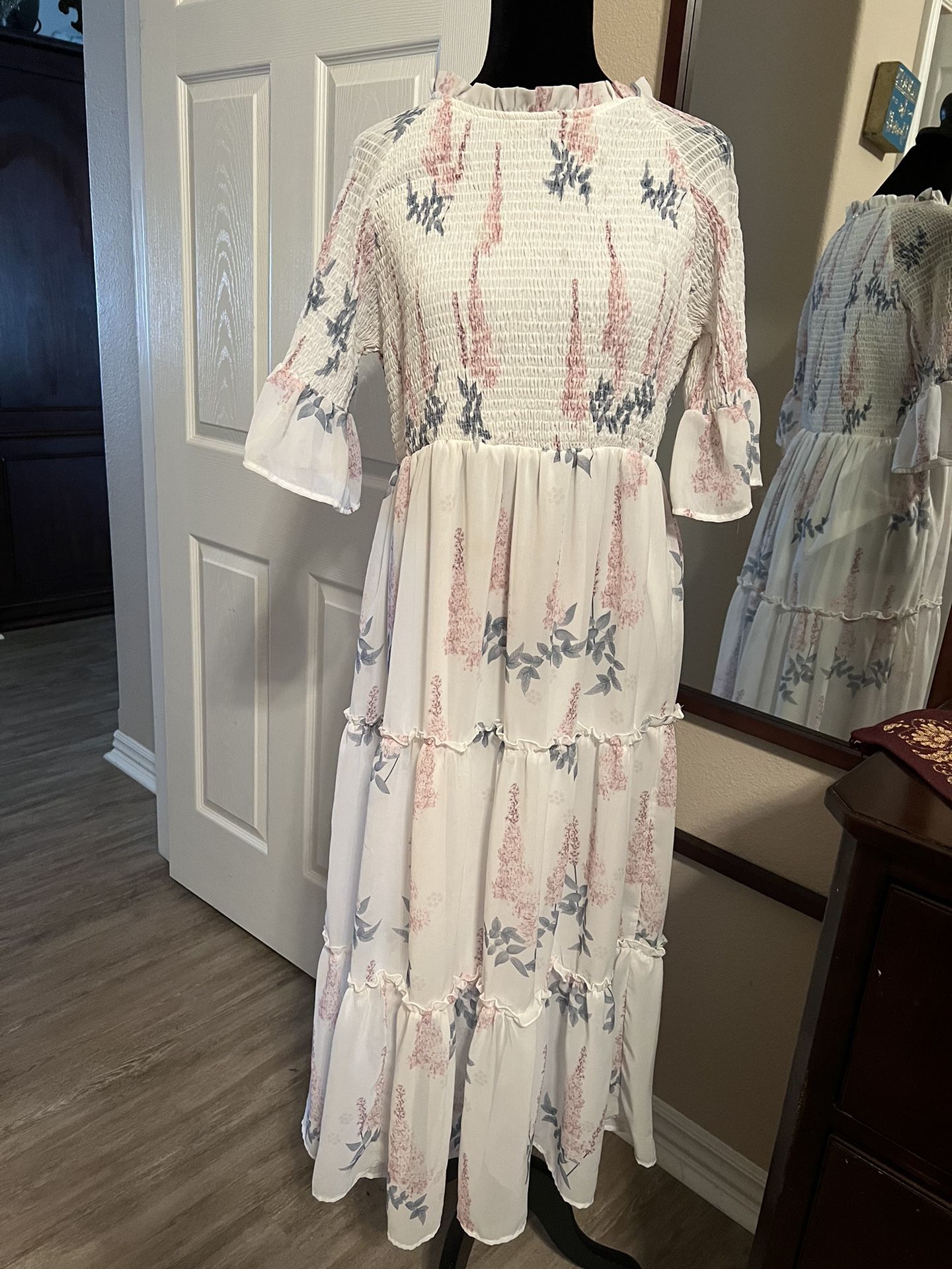 White floral maxi dress