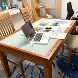 Expandable Glass Top Table