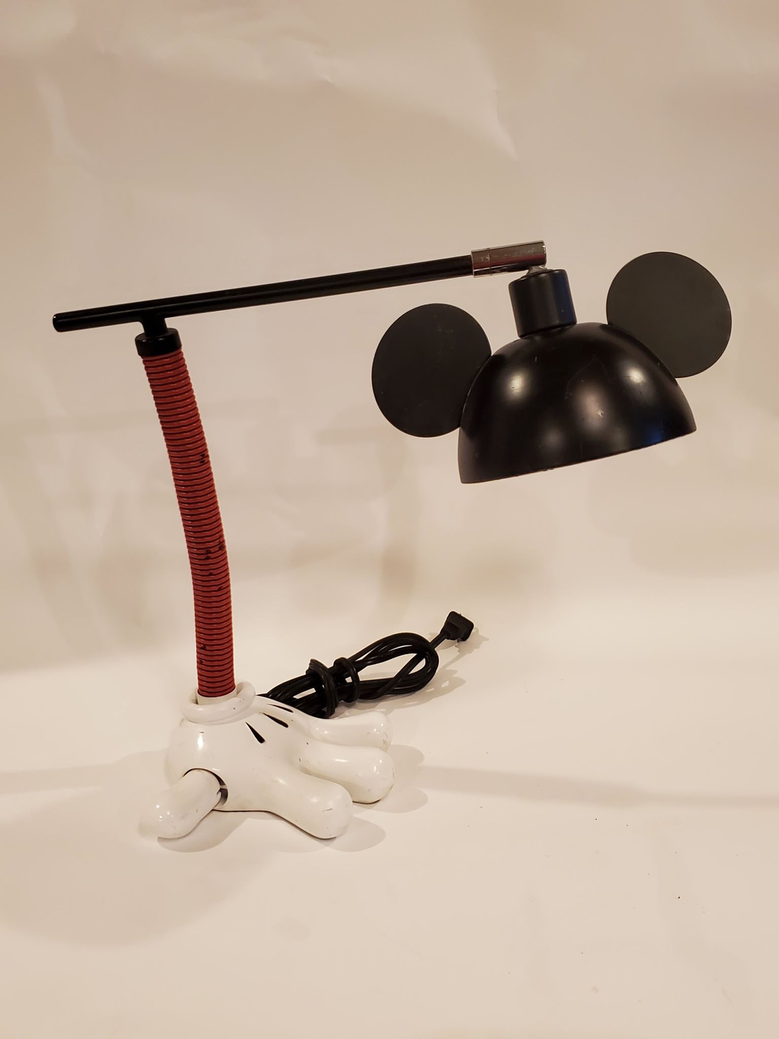 ***Mickey Mouse glove lamp