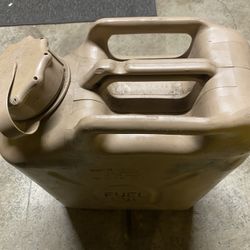 US Military 20 Liter Fuel Jug 
