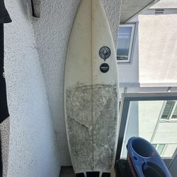 Surfboard 