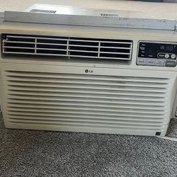 LG Window AC unit 8000 btu