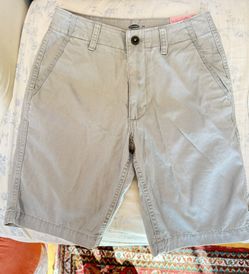 OLD NAVY KHAKI CARGO SHORTS (New With Tag) Size 28