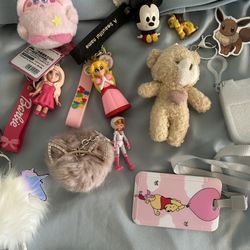Toys  Keychain Bundle $10