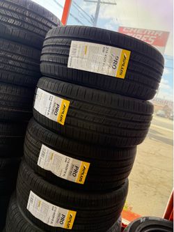 🔱🌀 215 45 R 18 vendo llantas nuevas marca Aplus