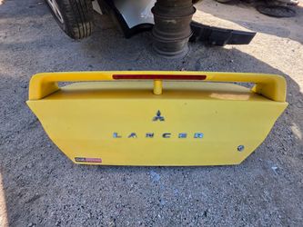 2002-2003 MITSUBISHI LANCER TRUNK WITH WING
