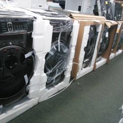 HAVING A MAJOR SALE EVERYTHING MUST GO (DEALS ON EVERYTHING)