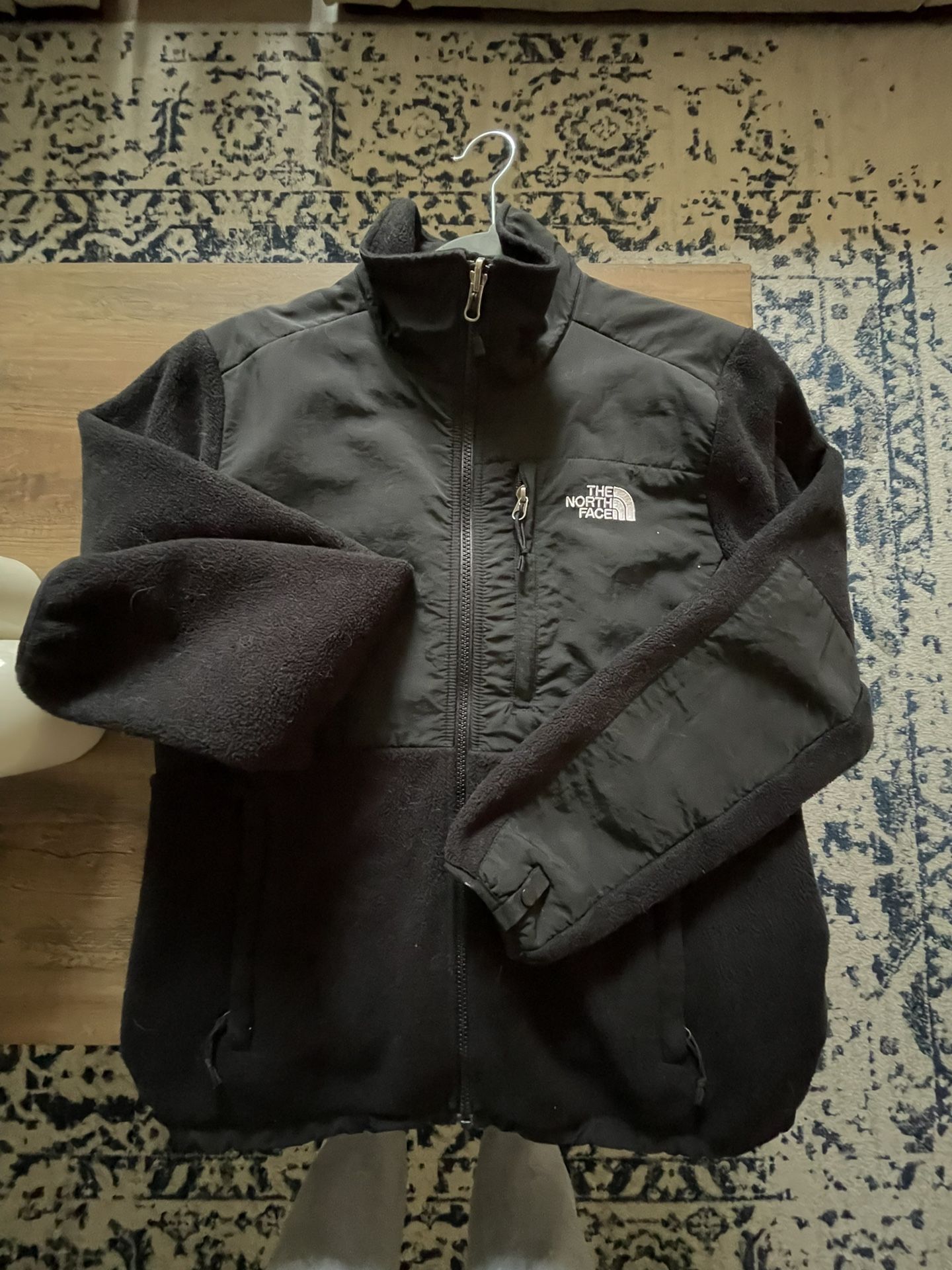 Northface Women’s Fleece Windbreaker 