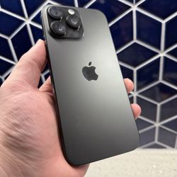 iPhone 16 Pro Max 256GB Unlocked. $80 Down Payment