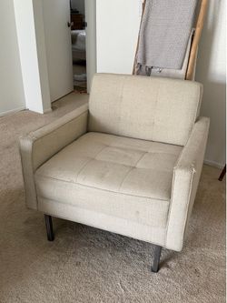 White/cream accent chair