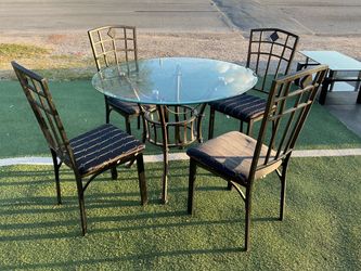 Round Glass Top Dining Table with 4 Chairs