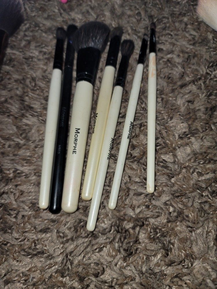 Makeup Brushes