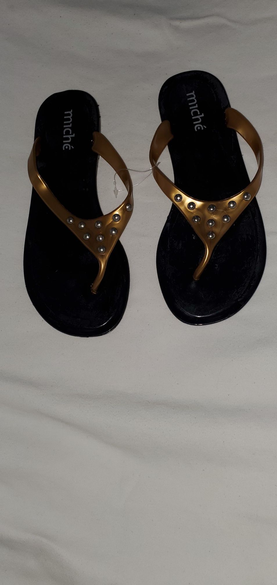 Woman slip on/sandals $5 only