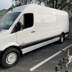Freightliner Sprinter Van W/liftgate
