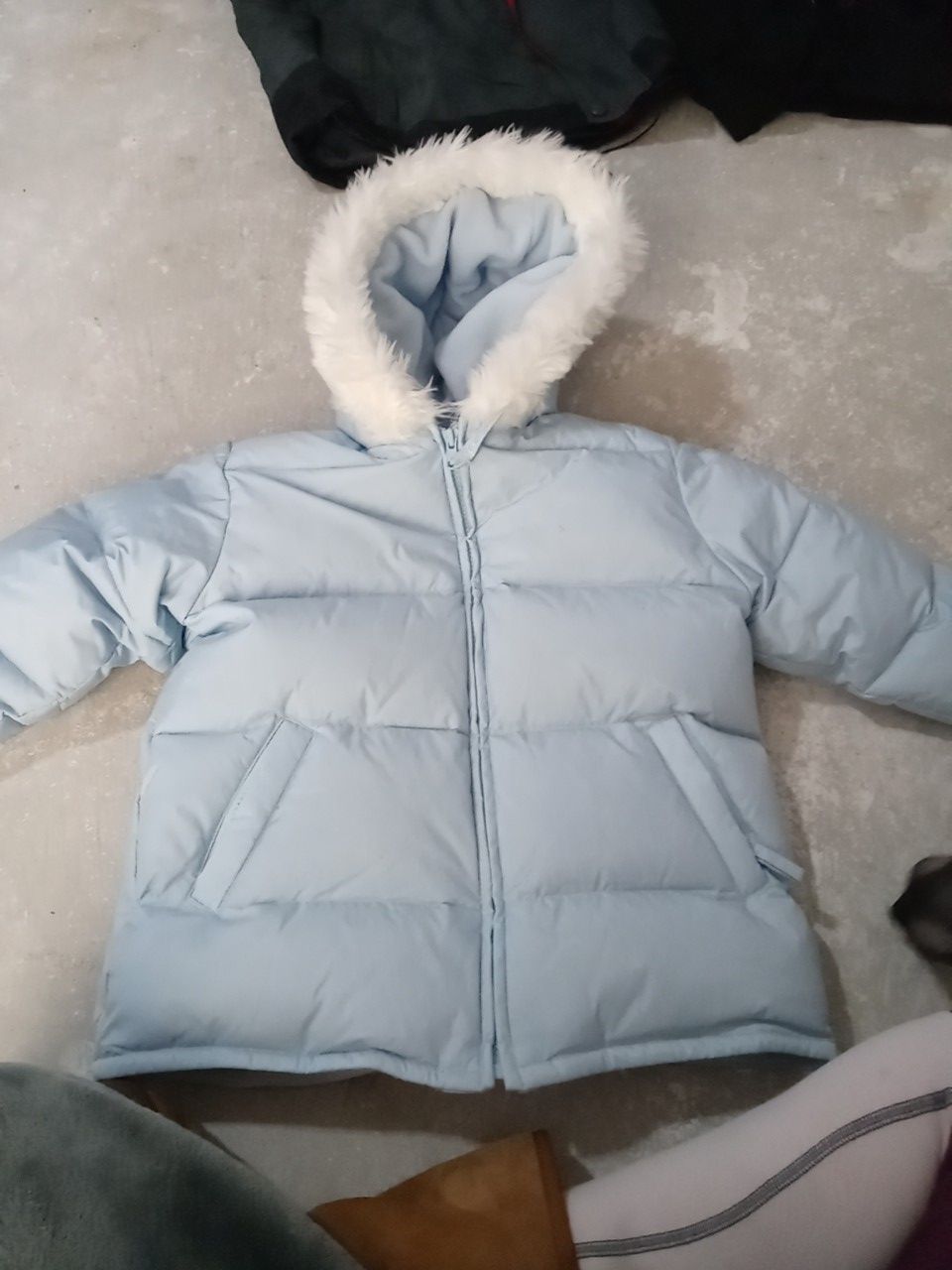 Old Navy size 4 kids snow jacket