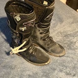 Alpinestars moto boots