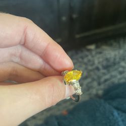 Women’s Yellow Stone Ring New