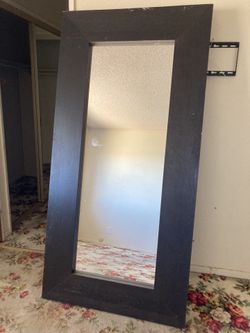 Slick Wood Framed Mirrors 2 Piece Set