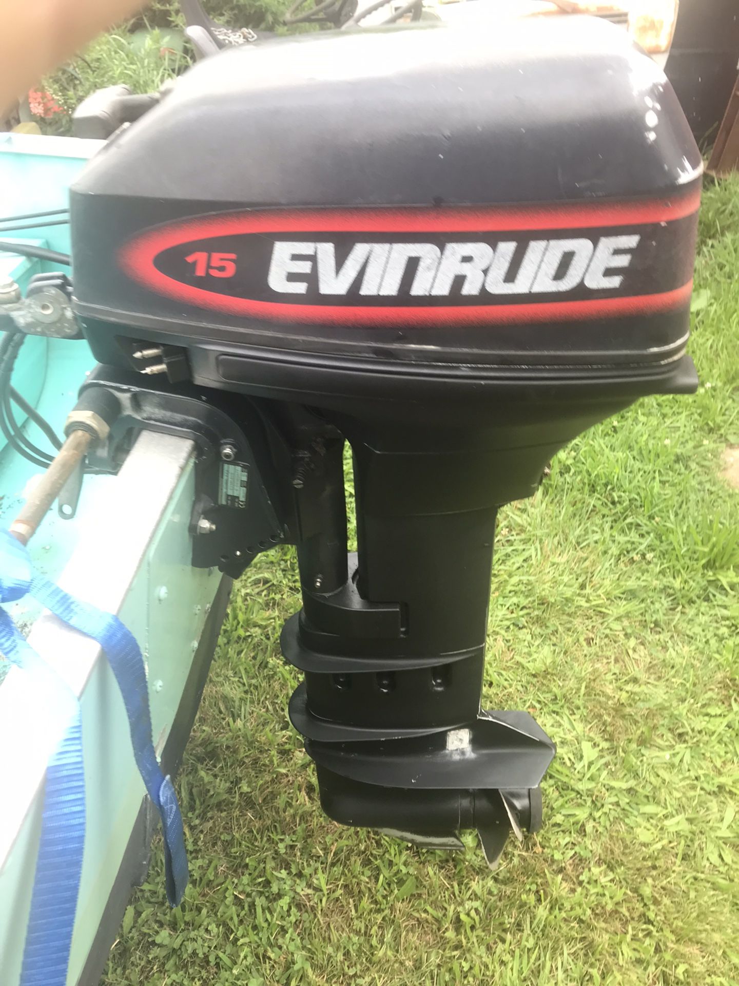 Evinrude  15   Hp   