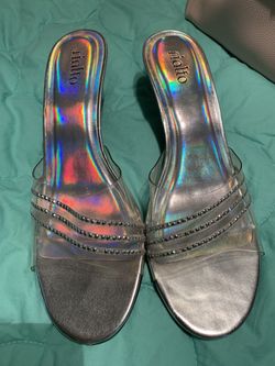 Woman's shoes