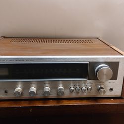 Hitachi SR-302 AM-FM Stereo Receiver Parts Only