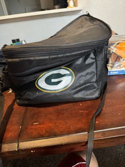 Green Bay Packers  Bag With Bottle Opener 