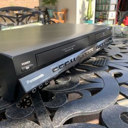 Panasonic VHS & DVD Player