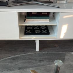 Media Table With Custom Legs 