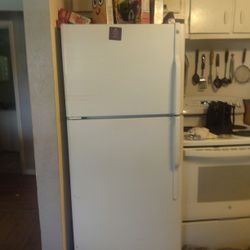 Refrigerator For Sale. $100.  OBO