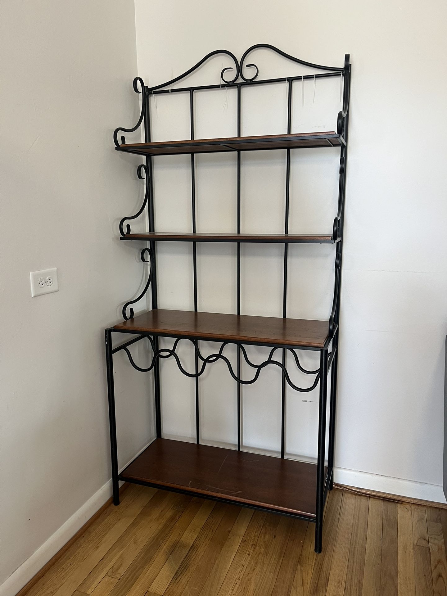 Dining/Living Room Furniture