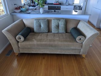 Free couch!!