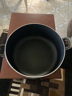 Large Pot