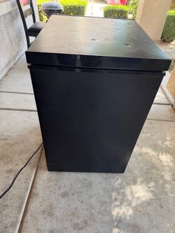 Small deep freezer